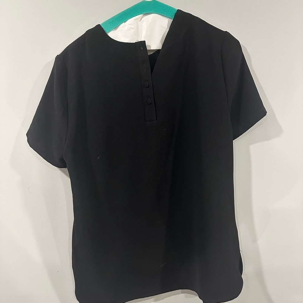 Men's Black Short Sleeve Shirt